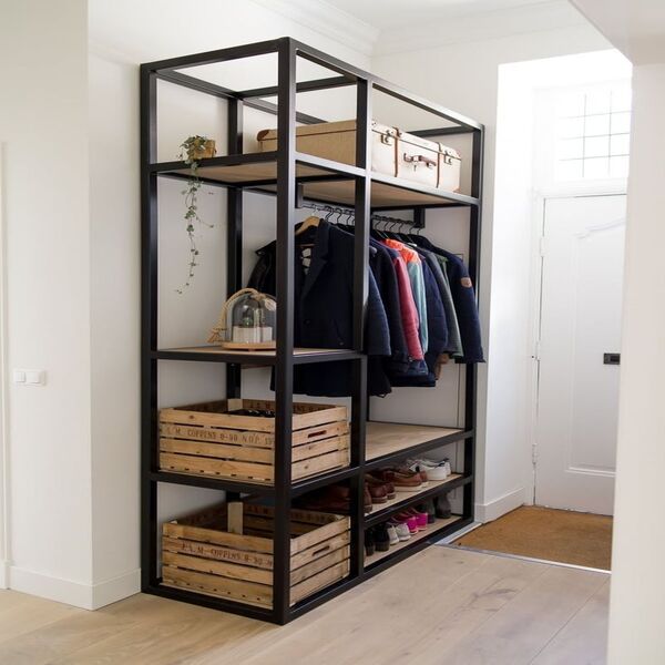 Closet Kachi
