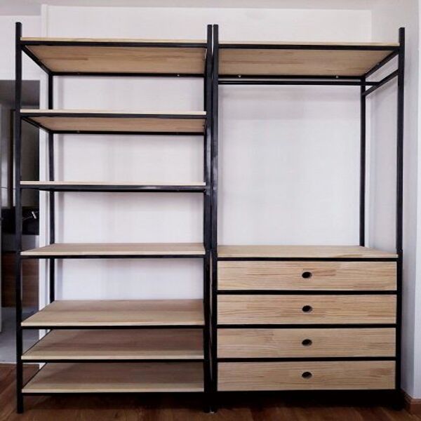 Closet Chatan